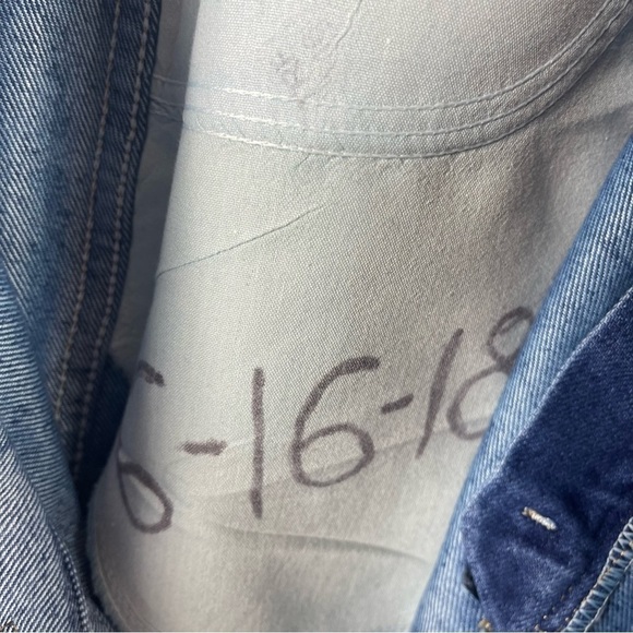 Wrangler Men's 36 x 30 Blue Jeans Regular Fit Straight Leg Denim Pants Zip Fly - Picture 7 of 10